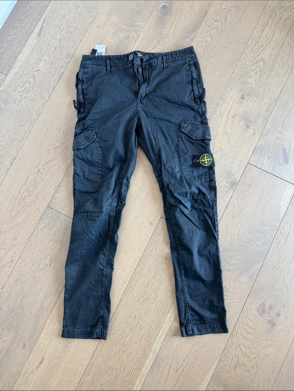 STONE ISLAND Men's Slim Black Cargo Pants in Size 30